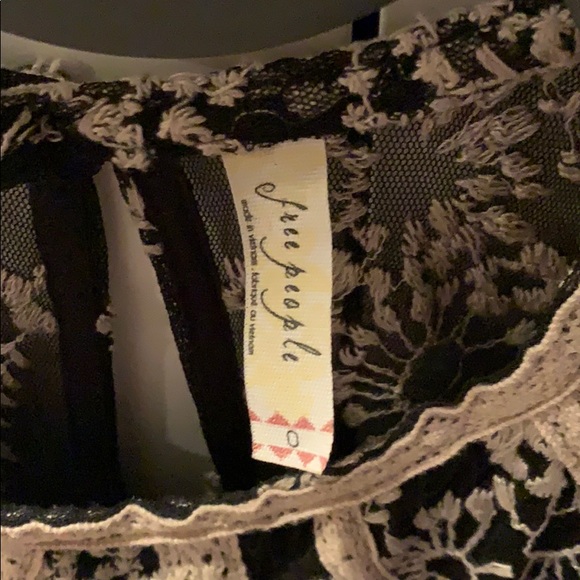 I am getting rid of some clothes before college - Picture 3 of 3